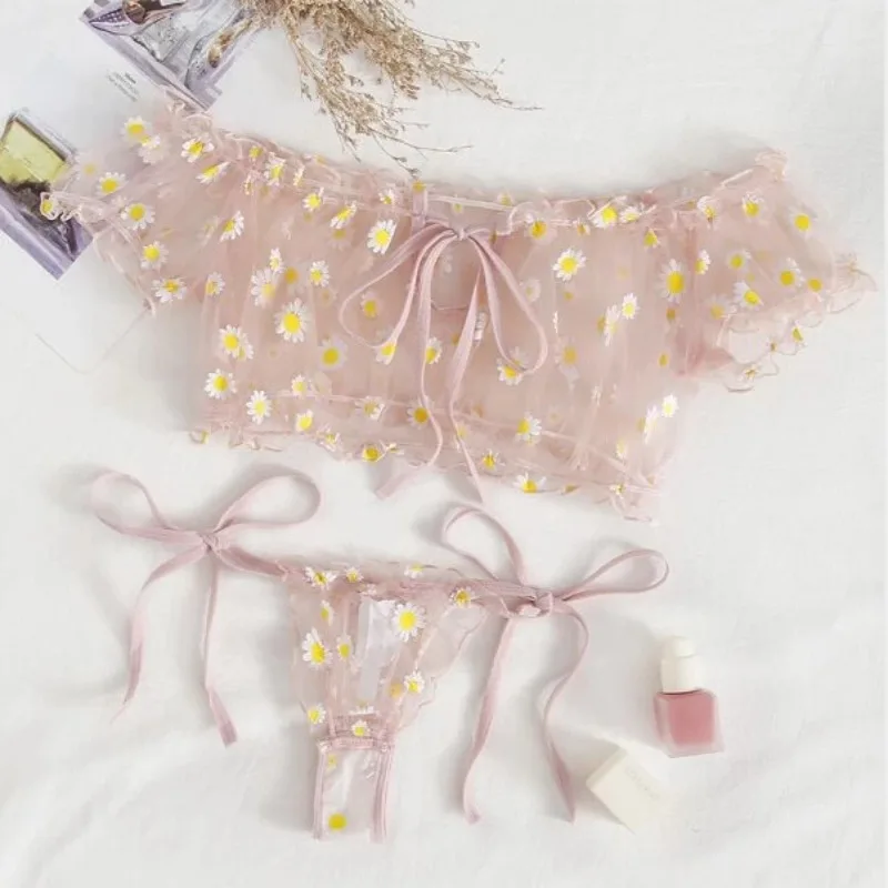 

Sexy Women's Underwear Lace Floral Wire Free Lingerie Set Off-Shoulder Small Chest Bralette+Thong Beachwear Transparent Bra Set
