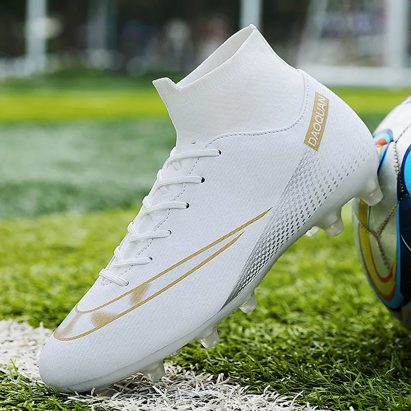 High top football shoes, men's broken nails, boys' anti slip football shoes, women's long nails, youth training shoes
High top football shoes, men's broken nails, boys' anti slip football shoes, women's long nails, youth training shoes