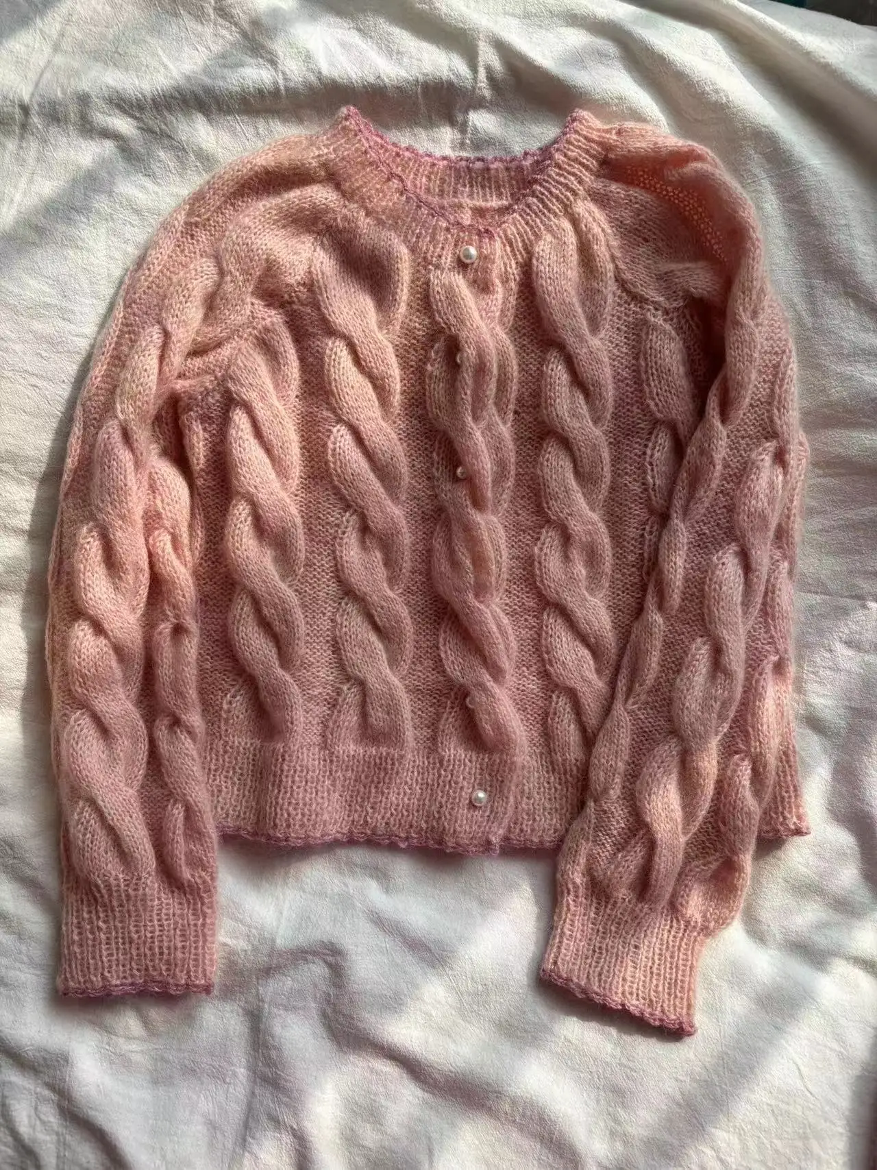 

Gentle and feminine~Women's casual loose fitting mohair sweater jacket long sleeved sweater handmade woven top light pink