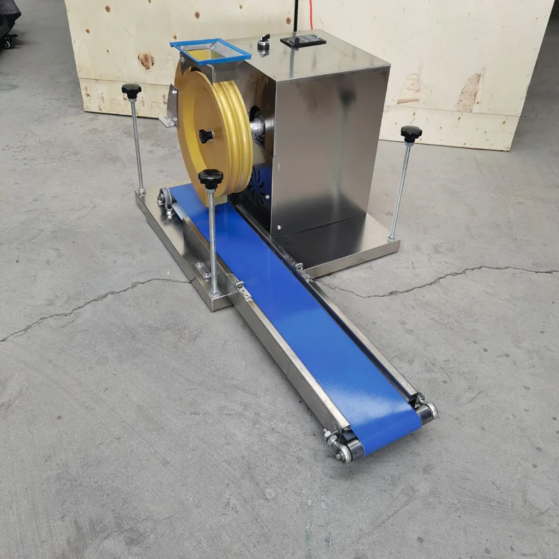 Разные формы для маленького делителя теста и устройства для изготовления теста 
Разные формы для маленького делителя теста и устройства для изготовления теста