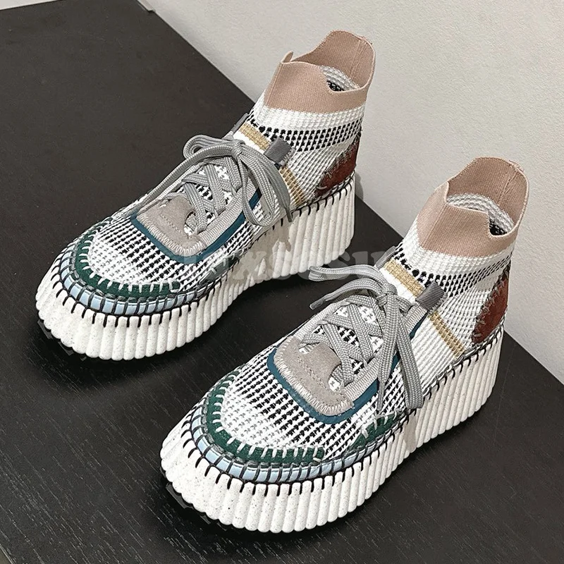 Ladies Leisure Shoes Spring Autumn Unique Upper Platform Design High Top Round Head Increasing Shoes Comfort Versatile Loafers
Ladies Leisure Shoes Spring Autumn Unique Upper Platform Design High Top Round Head Increasing Shoes Comfort Versatile Loafers