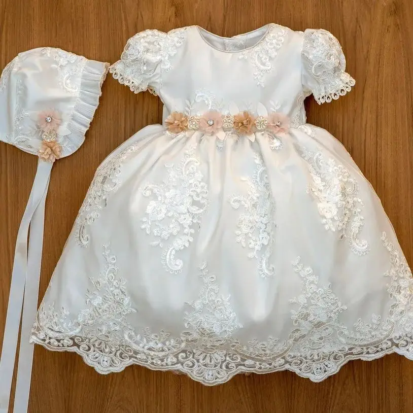 

Elegant Ivory Baby Christening Gowns Lace Tiered Girls Baptism Little Girls Ball Gown Birthday Kids First Communion Dresses