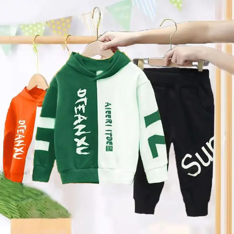 Boys' Korean clothes contrast color stitching matching long sleeve pant set children autumn winter sweatshirt two-piece set
Boys' Korean clothes contrast color stitching matching long sleeve pant set children autumn winter sweatshirt two-piece set
