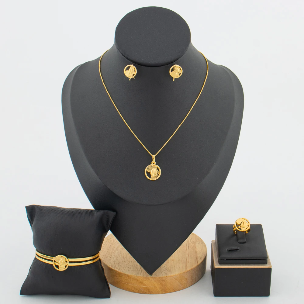 

Baby Kids Gold Color Jewelry Set Pendant and Earrings African Dubai Cuff Bangle Set for Birthday Party Exquisite Jewelry Gifts