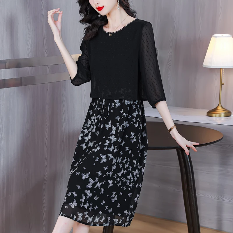 Crewneck print loose fashion dress female 2023 summer new high-end foreign style large size age-reducing skirt
Crewneck print loose fashion dress female 2023 summer new high-end foreign style large size age-reducing skirt