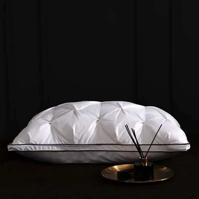 High-end Down Comfortable Pillow Hotel Style Pillow Down Pillow Core Cotton White Goose Down 3-dimensional Cervical Core
High-end Down Comfortable Pillow Hotel Style Pillow Down Pillow Core Cotton White Goose Down 3-dimensional Cervical Core