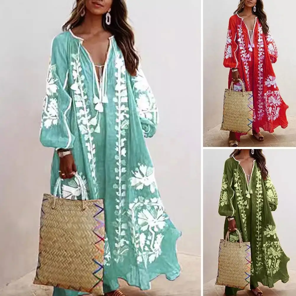 

Lightweight Maxi Dress Bohemian Style Maxi Dress with V Neck Tassel Detail Flowy A-line Hem Floral Print for Summer Vacation