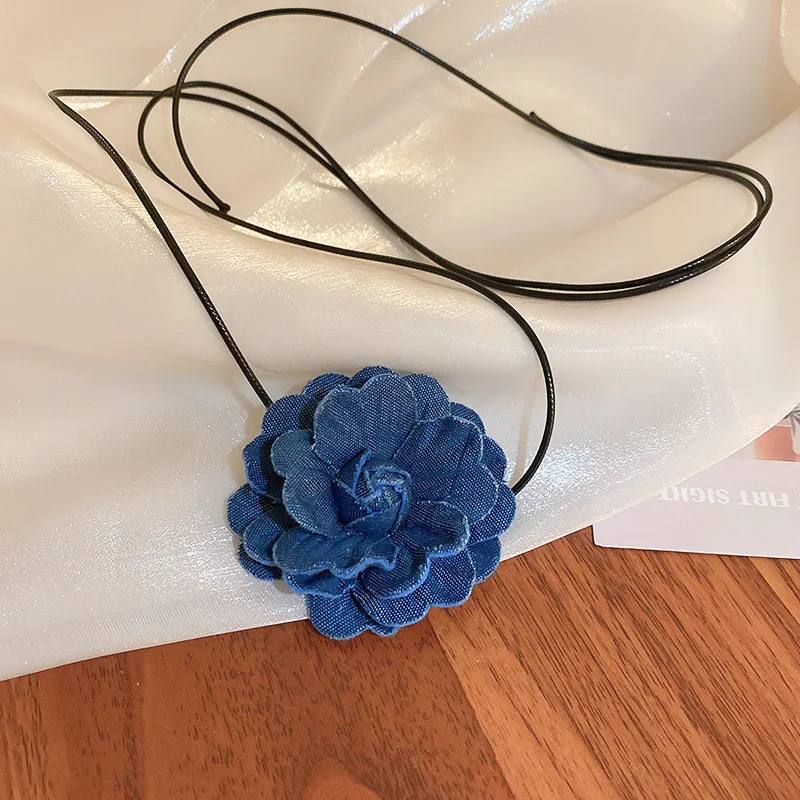 Denim Woven Flower Leather Choker Necklace All-Match Clavicle Chain Necklace Women
Denim Woven Flower Leather Choker Necklace All-Match Clavicle Chain Necklace Women