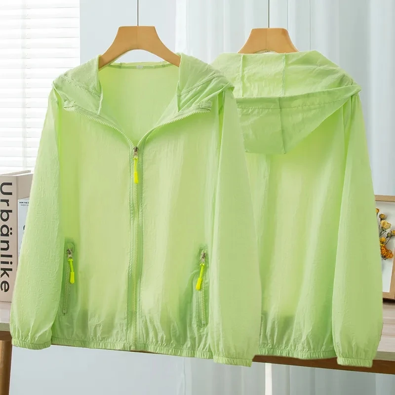 2024 NEW Summer Sunscreen Clothing Korean Loose Hooded Thin Coat Women UV Ultraviolet-proof Sun Protection Tops Zipper Jacket
2024 NEW Summer Sunscreen Clothing Korean Loose Hooded Thin Coat Women UV Ultraviolet-proof Sun Protection Tops Zipper Jacket
