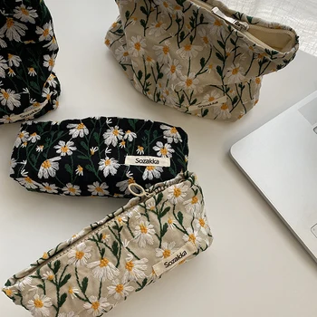 Beleza Radiante com Lip Honey: Um Gloss Mágico para Lábios Sedutores 13 Women Makeup Bag for Girls Floral Cosmetic Bags Beauty Female Make Up Organizers Lipstick Storage Student Pencil Case Gift