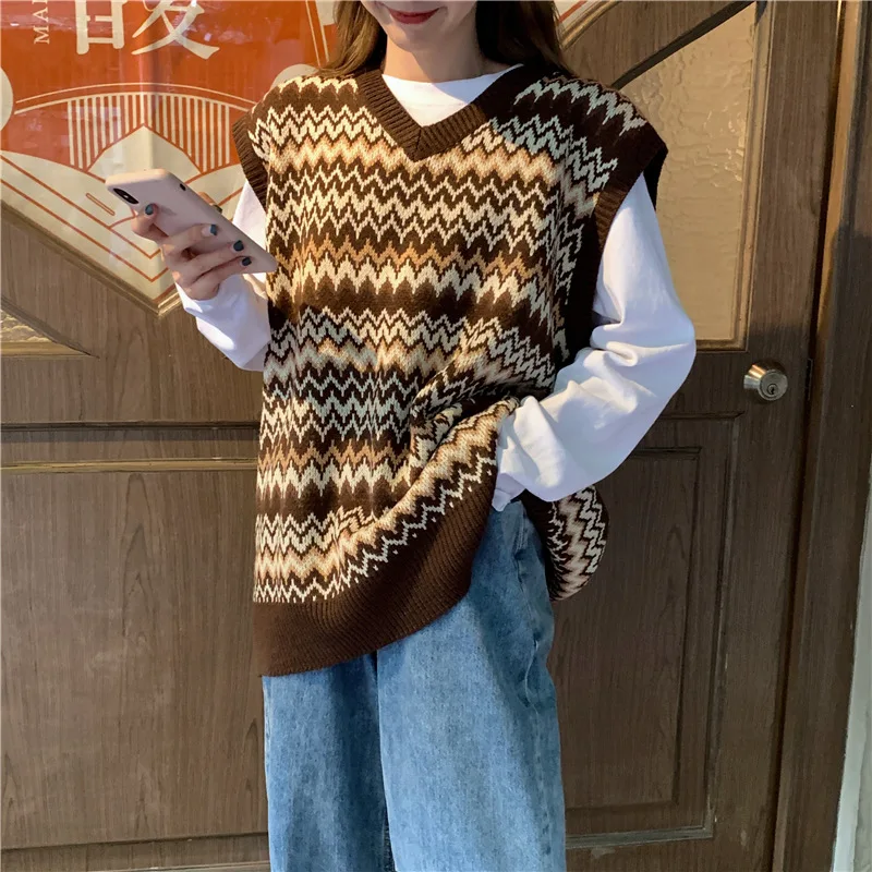 Korean Striped Knitted Sweater Vest Women 2023 New Fashion Loose Casual Cottagecore Sweater Vest Warm Streetwear Spring Autumn
Korean Striped Knitted Sweater Vest Women 2023 New Fashion Loose Casual Cottagecore Sweater Vest Warm Streetwear Spring Autumn