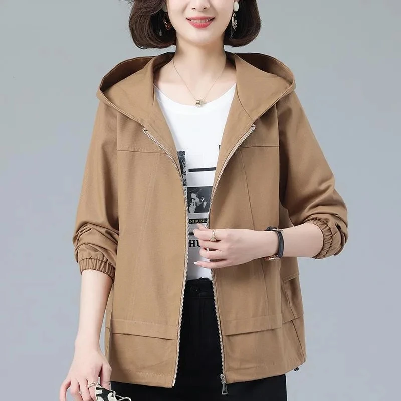 2022 Spring Autumn Jackets Loose Women's Coats Solid Splicing Korean version New Hooded Jacket Simple Style Female Tops Trend
2022 Spring Autumn Jackets Loose Women's Coats Solid Splicing Korean version New Hooded Jacket Simple Style Female Tops Trend