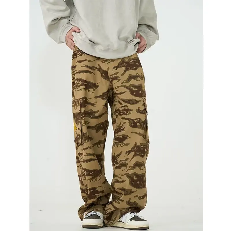 Men Camouflage Cargo Pants Women's Oversize Cargo Pants Harajuku Streetwears Spring Embroidery Loose Casual Straight Trousers
Men Camouflage Cargo Pants Women's Oversize Cargo Pants Harajuku Streetwears Spring Embroidery Loose Casual Straight Trousers