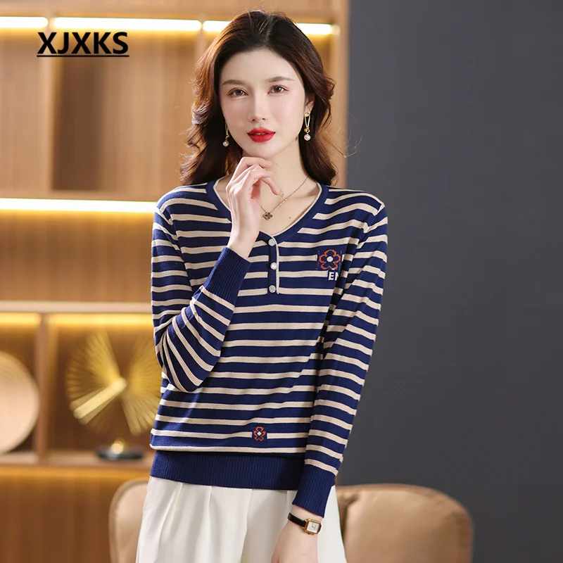 XJXKS 2023 Spring Autumn Winter New Loose Oversize Wool Knit Sweater Women's Pullover Fashion Striped V-neck Long-sleeved Tops
XJXKS 2023 Spring Autumn Winter New Loose Oversize Wool Knit Sweater Women's Pullover Fashion Striped V-neck Long-sleeved Tops