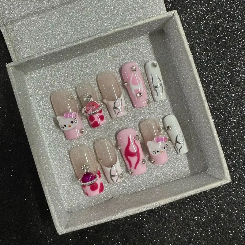 Sanrio Hello Kitty Cute Flame Y2K False Nails Handmade Three-Dimensional Rhinestone Removable Nail Patch Girls Party Gift
Sanrio Hello Kitty Cute Flame Y2K False Nails Handmade Three-Dimensional Rhinestone Removable Nail Patch Girls Party Gift