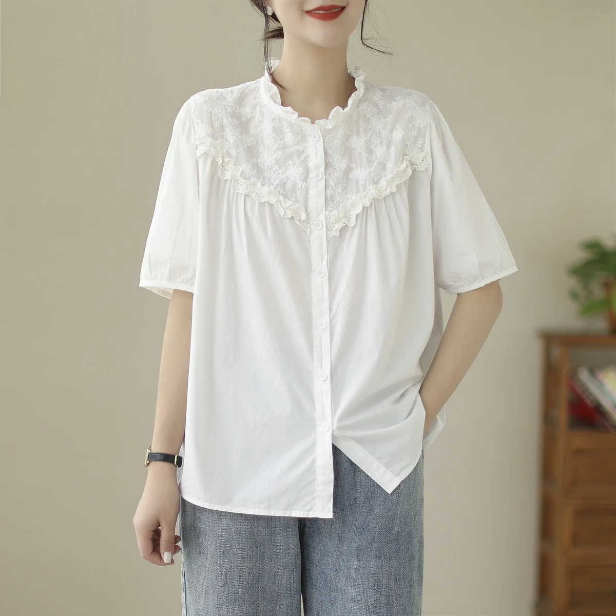 2024 Bohemian Tops Women Japanese Fashion Stand Collar White Lace Embroidery Shirt Short Sleeve 100% Cotton Boho Clothing
2024 Bohemian Tops Women Japanese Fashion Stand Collar White Lace Embroidery Shirt Short Sleeve 100% Cotton Boho Clothing