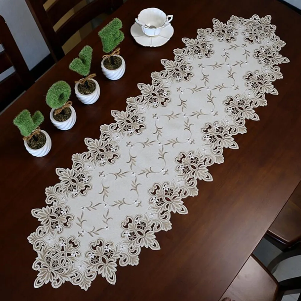 European Vintage Embroidered Cloth Ellipse Wedding Table Cloth Event Party Banquet Home Decoration Table Cover for Tea Table
European Vintage Embroidered Cloth Ellipse Wedding Table Cloth Event Party Banquet Home Decoration Table Cover for Tea Table