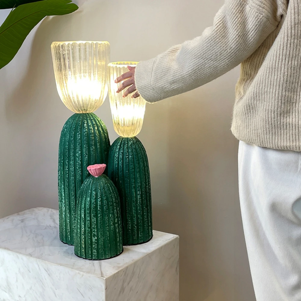 

Cactus table lamp creative personality, post-modern living room, bedroom, entryway, atmosphere ornament decoration