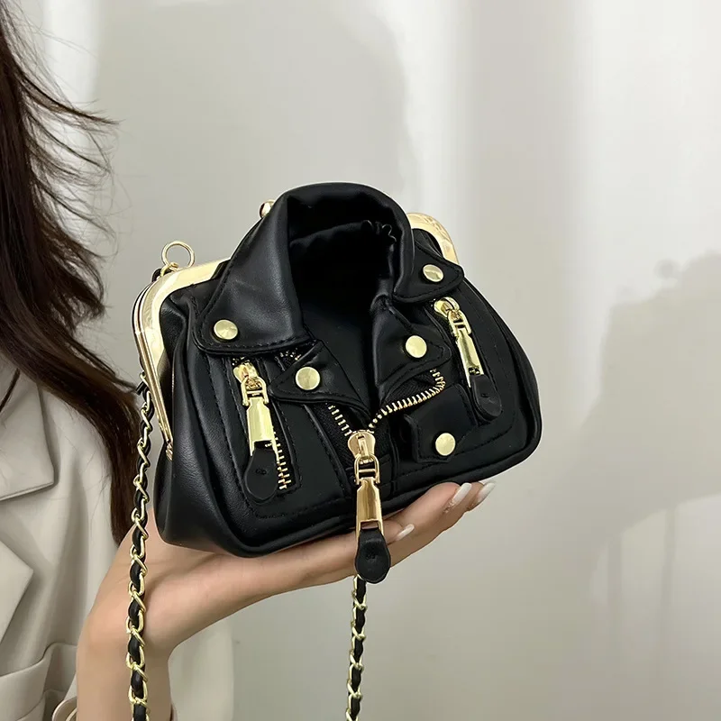 

Luxury Women's Bag Quality Leather Rivet Clip Crossbody Bag and Purses Fashion Clothes Shape Lady Shoulder Bags Designer Handbag