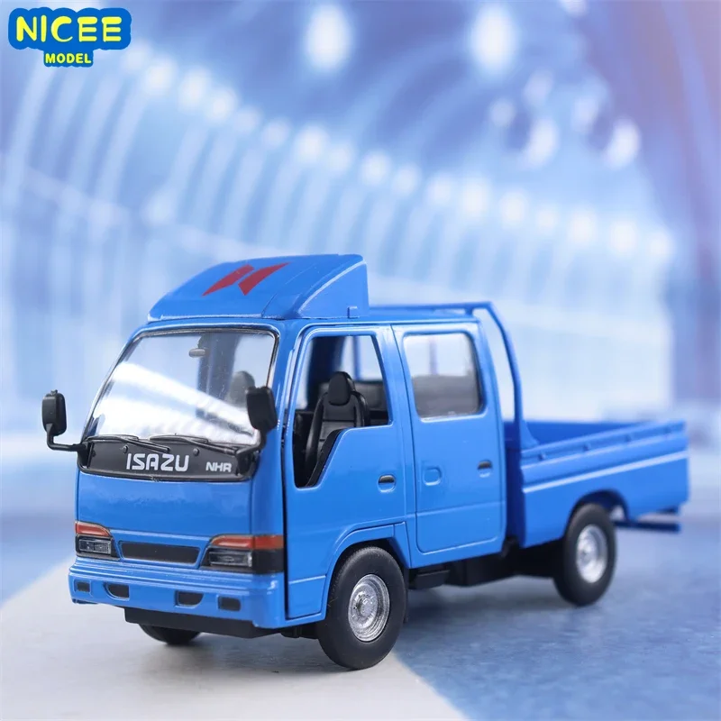 1:32 ISUZU Truck pickup High Simulation Diecast Car Metal Alloy Model Car decoration display collection gifts X61
1:32 ISUZU Truck pickup High Simulation Diecast Car Metal Alloy Model Car decoration display collection gifts X61