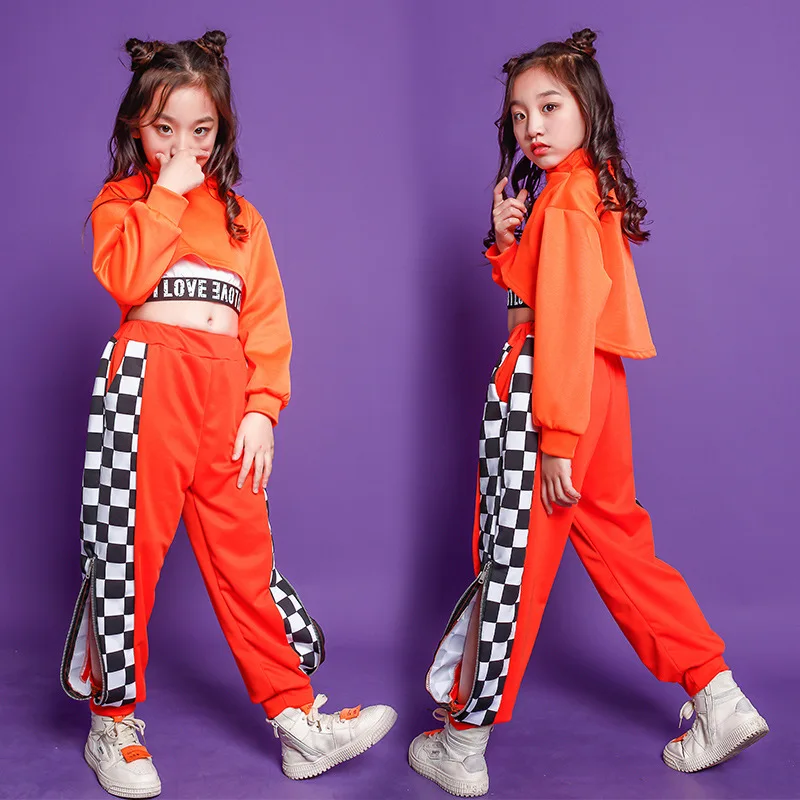 Hip Hop Dance Costume Girls Orange Crop Tops Pants Pants Modern Jazz Performance Clothes Kids Kpop Stage Wear Rave Outfit BL9888
Hip Hop Dance Costume Girls Orange Crop Tops Pants Pants Modern Jazz Performance Clothes Kids Kpop Stage Wear Rave Outfit BL9888