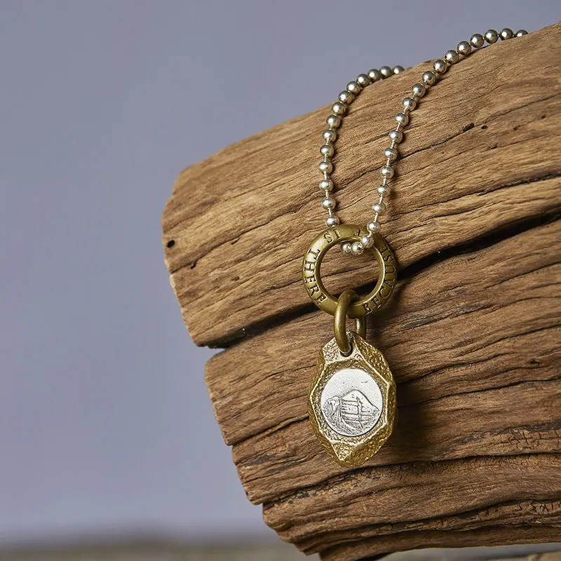 Retro Style Light Luxury Necklace Personalized and Creative Hip-hop Punk Long Pendant Exquisite Banquet Jewelry Accessories Gift
Retro Style Light Luxury Necklace Personalized and Creative Hip-hop Punk Long Pendant Exquisite Banquet Jewelry Accessories Gift