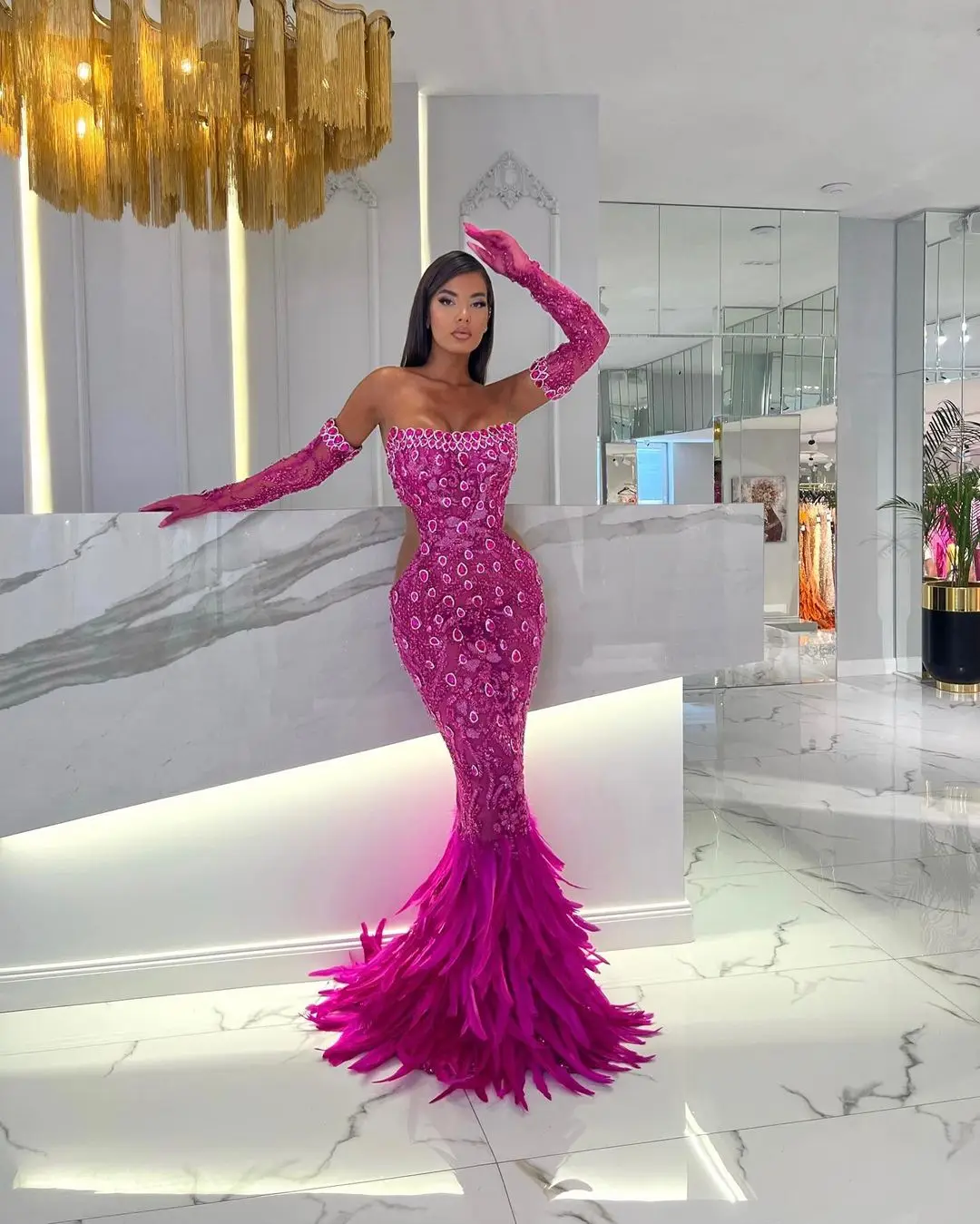 Strapless Floor Length Beadings Strapless Sleeveless Feather Evening Dresses Prom Dresses Saudi Arabia Women's Formal Dress
Strapless Floor Length Beadings Strapless Sleeveless Feather Evening Dresses Prom Dresses Saudi Arabia Women's Formal Dress