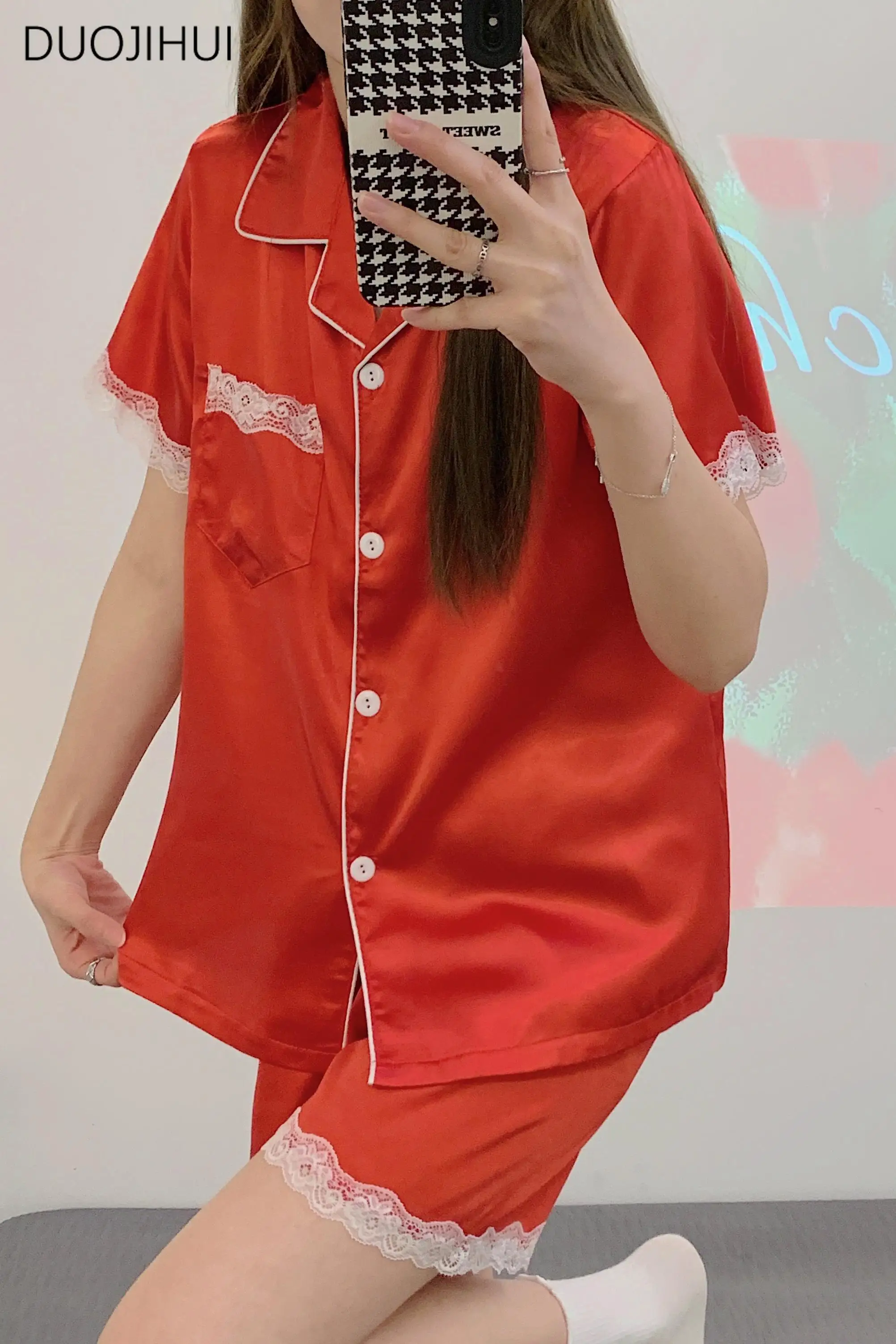 

DUOJIHUI новые красные милые кружевные женские пижамные комплекты из двух частей шикарный кардиган на пуговицах базовые брюки модные повседневные домашние пижамы для женщин