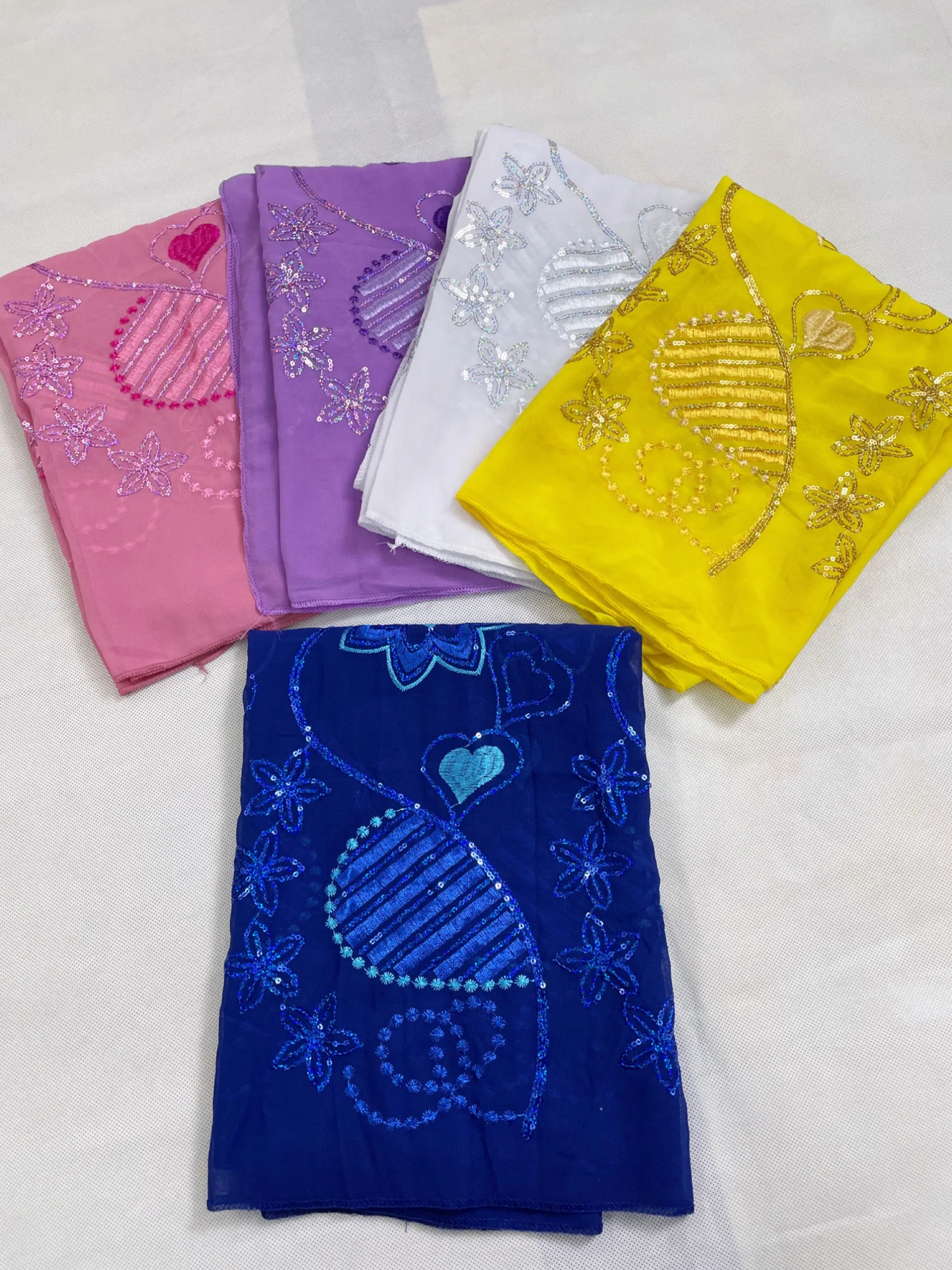 

2024 Latest African Women Ramadan Scarf Soft Fabric Dubai Isalmic Sequin Embroidery Chiffon Hijab Spring Shawls Wraps