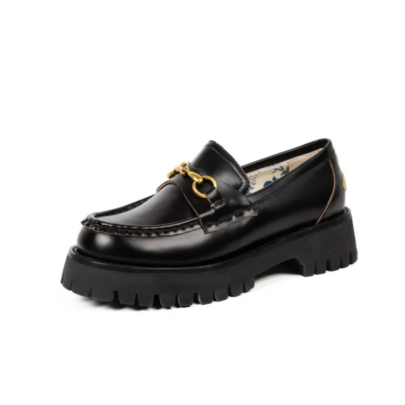 Sizes 33-43 Metal Decorated Cowhide Embroidered Bee Single Shoes for Women's Spring Autumn Outdoor Leisure Beach 4cm High Heels
Sizes 33-43 Metal Decorated Cowhide Embroidered Bee Single Shoes for Women's Spring Autumn Outdoor Leisure Beach 4cm High Heels