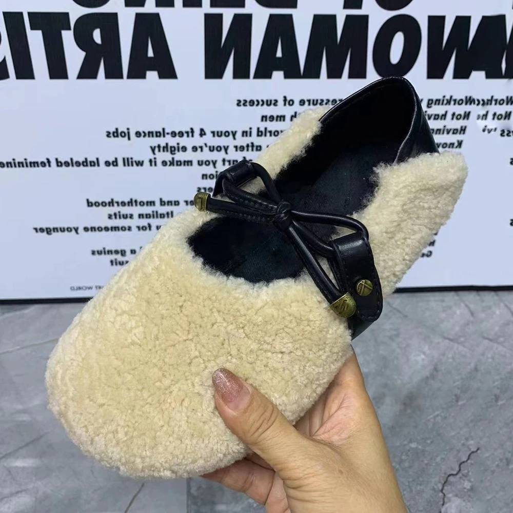 Зимние женские плюшевые туфли, модная брендовая обувь на плоской подошве, женские элегантные полутапочки, женские лоферы
Зимние женские плюшевые туфли, модная брендовая обувь на плоской подошве, женские элегантные полутапочки, женские лоферы