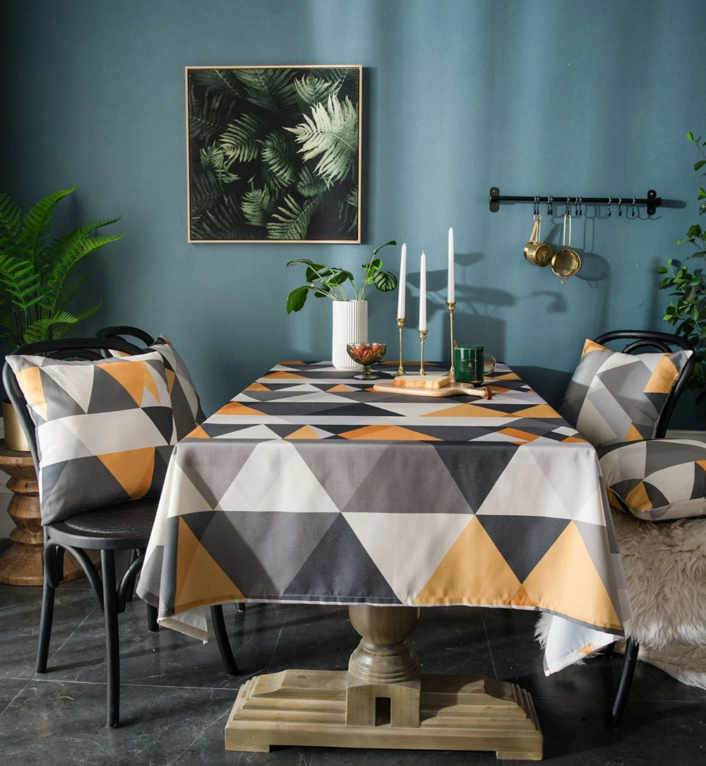 Elegant rectangular waterproof tablecloth geometric pattern modern tablecloth suitable for holiday table decoration
Elegant rectangular waterproof tablecloth geometric pattern modern tablecloth suitable for holiday table decoration