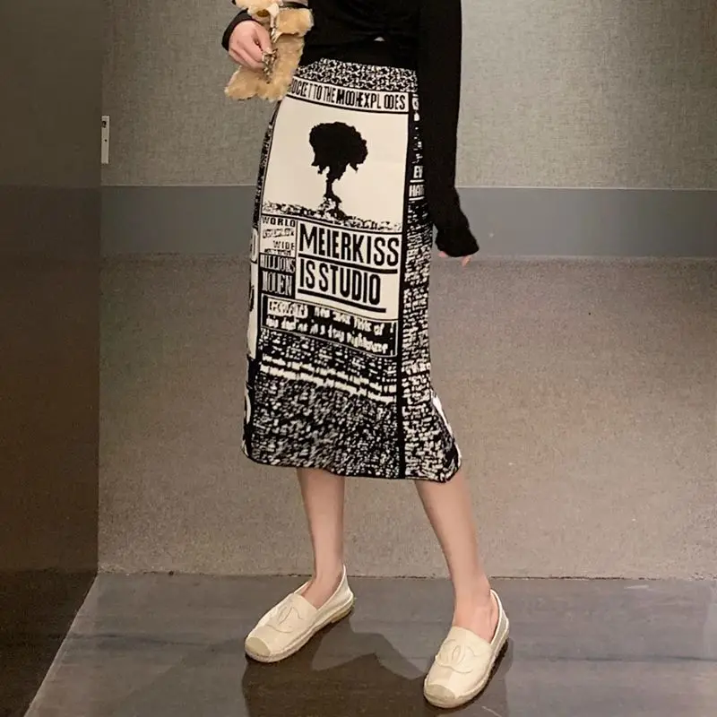 

New Autumn and Winter Women's Splicing Contrast Color High Waist Elastic Bag Hip Split A-Line Fashion Casual Commuter Skirt