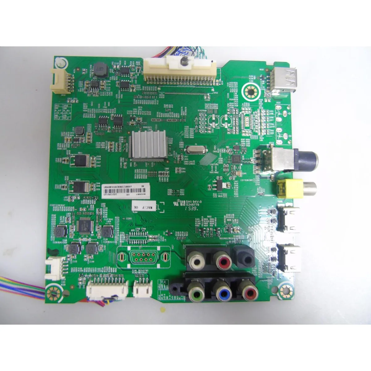 Для материнской платы Hisense LED43EC200 43EC210D LED43K198 RSAG7.820.6184
Для материнской платы Hisense LED43EC200 43EC210D LED43K198 RSAG7.820.6184