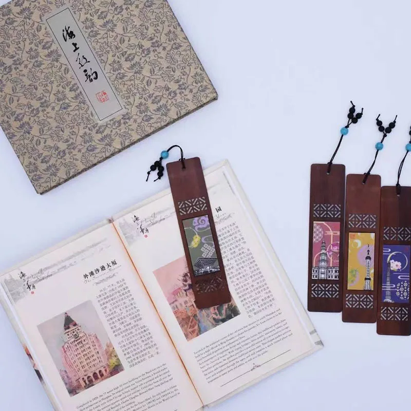 Rosewood Bookmark for Party Gift Chinese Style Mahogany Book Marks with Tassels Friend Present Silk Pictures
Rosewood Bookmark for Party Gift Chinese Style Mahogany Book Marks with Tassels Friend Present Silk Pictures