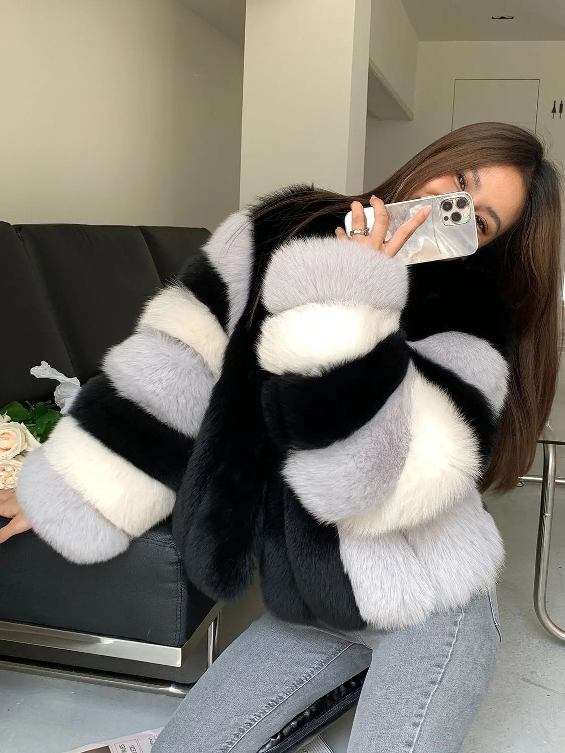 2023 New Natural Fur Winter Female Luxury Genuine Red Fox Fur Coat Women Plush Real Silver Fur Long Jacket
2023 New Natural Fur Winter Female Luxury Genuine Red Fox Fur Coat Women Plush Real Silver Fur Long Jacket