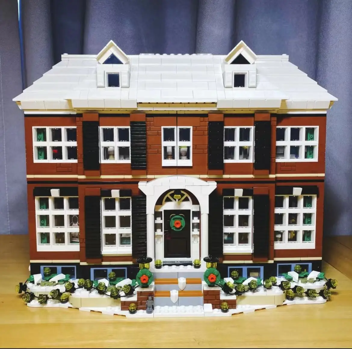 

moc 2023new 3955pcs New Home Alone Set Model Building Blocks Bricks 21330 Educational Toys For Boy Kids Christmas Gifts