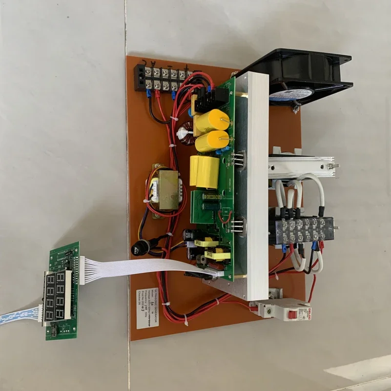 28KHZ Or 40KHZ 3000W Digital Ultrasonic Transducer Driver Board Ultrasonic Sensor PCB For Cleaning Parts
28KHZ Or 40KHZ 3000W Digital Ultrasonic Transducer Driver Board Ultrasonic Sensor PCB For Cleaning Parts