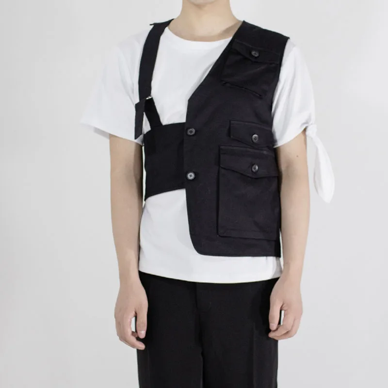 new Men's clothing spring tide stage Korean slim asymmetry Vest male personality costumes
new Men's clothing spring tide stage Korean slim asymmetry Vest male personality costumes