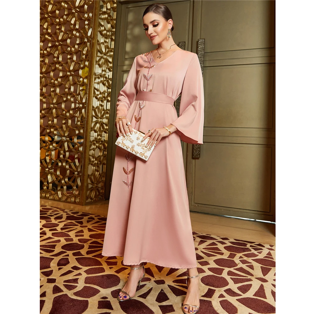 Moroccan Kaftan Dubai Abaya Dress for Satin Women 2023 Chic Hand Sewn Rhinestone Robe Eid Party Muslim Turkey Evening Jalabiya
Moroccan Kaftan Dubai Abaya Dress for Satin Women 2023 Chic Hand Sewn Rhinestone Robe Eid Party Muslim Turkey Evening Jalabiya