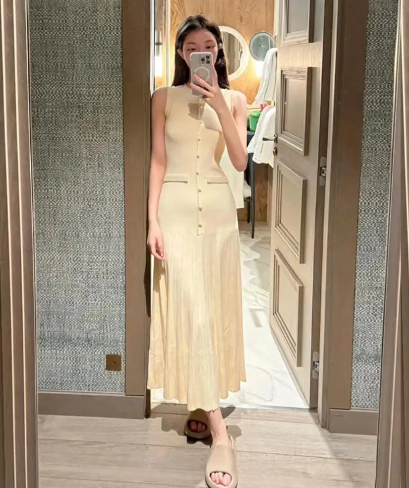 2024 Women Long Dress Pearl Decoration Waistband Spring Summer New O-Neck Sleeveless Elegant Robe
2024 Women Long Dress Pearl Decoration Waistband Spring Summer New O-Neck Sleeveless Elegant Robe