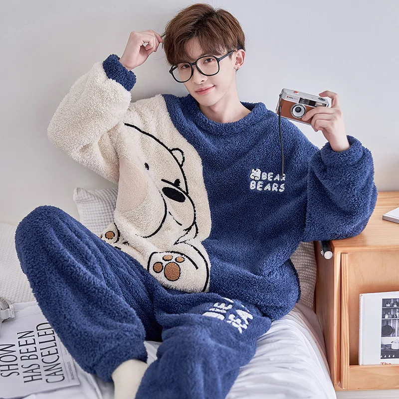 Winter Men's Coral Velvet Thickened Plush Warm Pajamas Round Neck Long Sleeve Pullover Cartoon Flannel Home Clothing Set
Winter Men's Coral Velvet Thickened Plush Warm Pajamas Round Neck Long Sleeve Pullover Cartoon Flannel Home Clothing Set