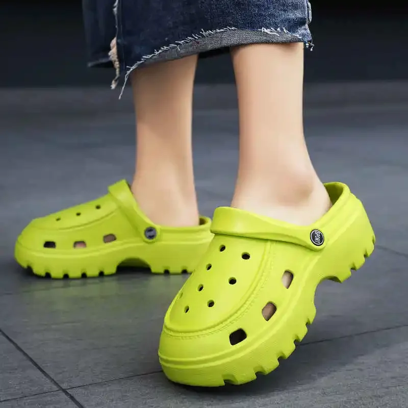 Classical Shark Slippers Letni Ladies Slippers High Quality 2023 Sandals Female Trainings House Shoes Designer Runners Tennis
Classical Shark Slippers Letni Ladies Slippers High Quality 2023 Sandals Female Trainings House Shoes Designer Runners Tennis