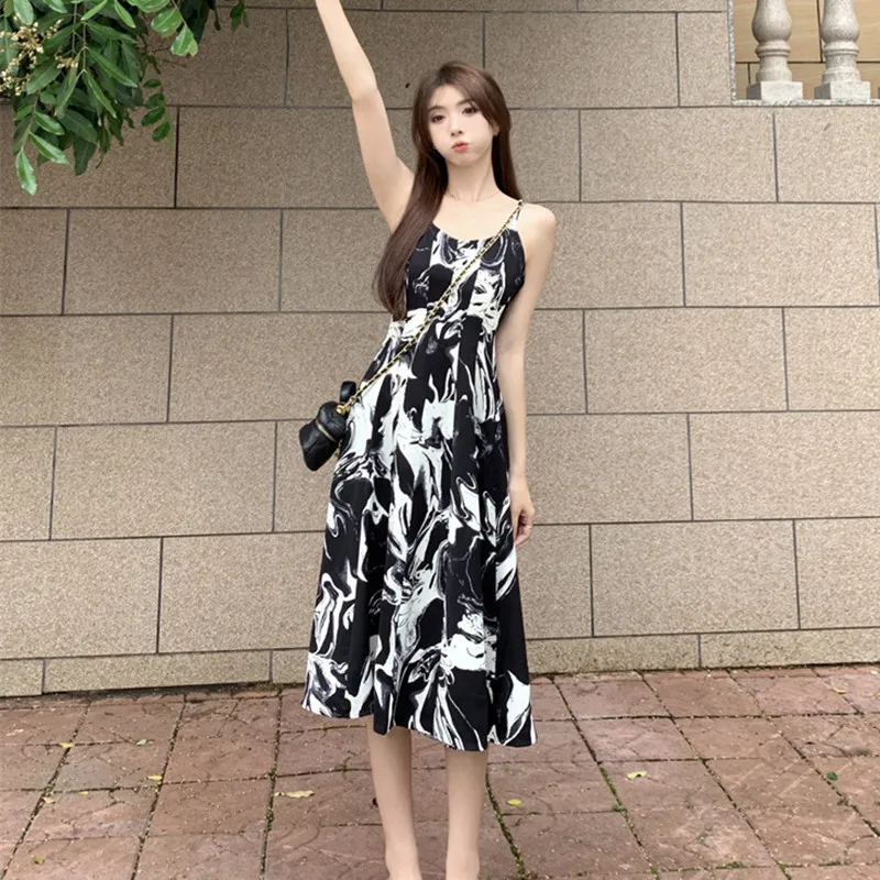 2023 Dress Summer New Large Women's Style Slim Hanging Strap Ink Painting+Lace Sunscreen Cardigan Free Shipping
2023 Dress Summer New Large Women's Style Slim Hanging Strap Ink Painting+Lace Sunscreen Cardigan Free Shipping