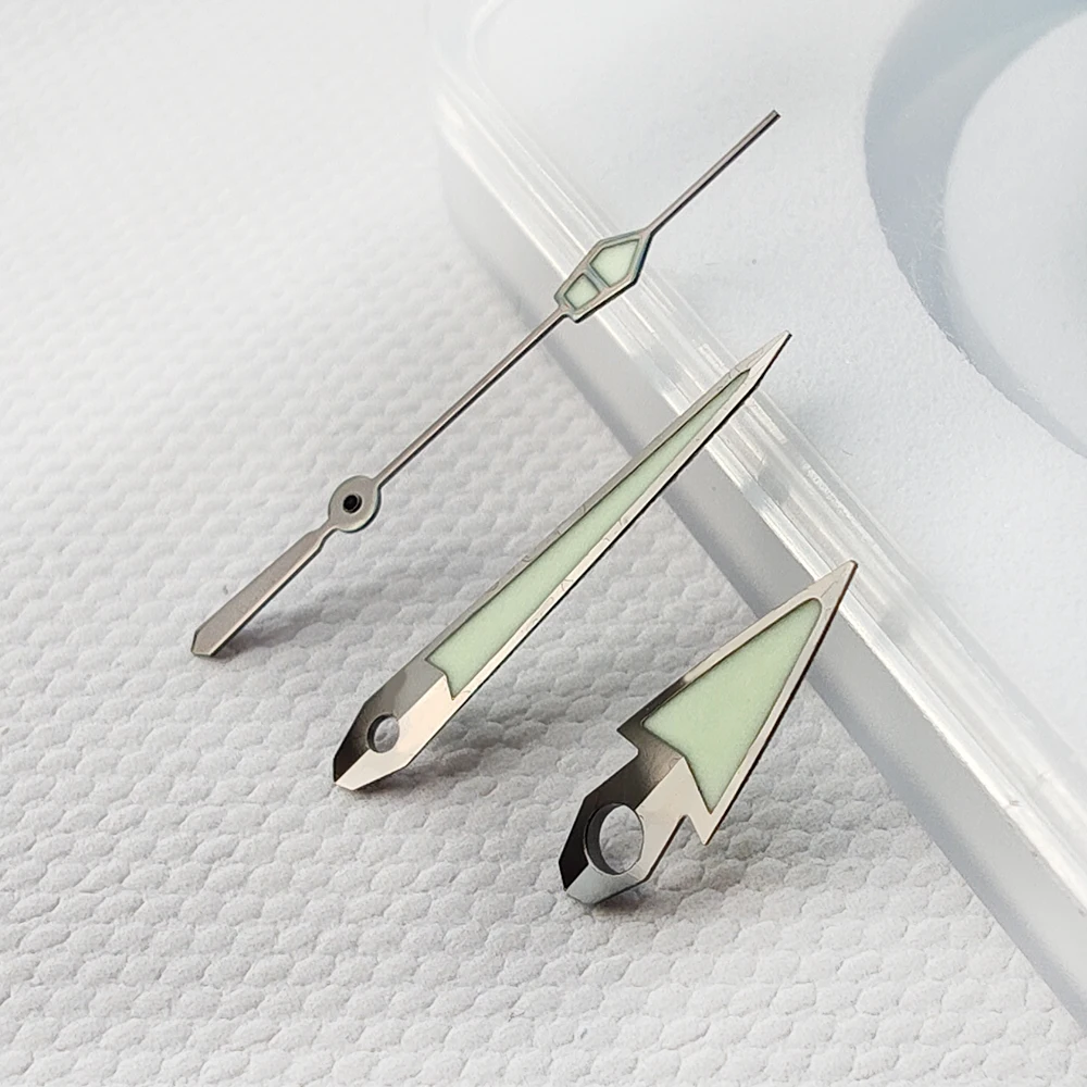 Высококачественная зеленая Люминесцентная указка NH35 для часов, японская указка с луком и стрелкой, указка 4R/6R/NH34/35/36/38, красная Люминесцентная указка
Высококачественная зеленая Люминесцентная указка NH35 для часов, японская указка с луком и стрелкой, указка 4R/6R/NH34/35/36/38, красная Люминесцентная указка