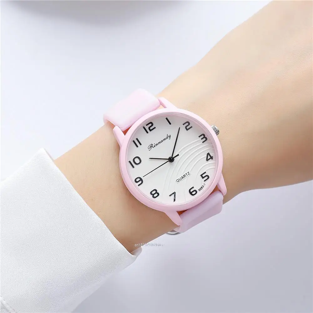 Digital Women Quartz Watch Digital Women Quartz Watch