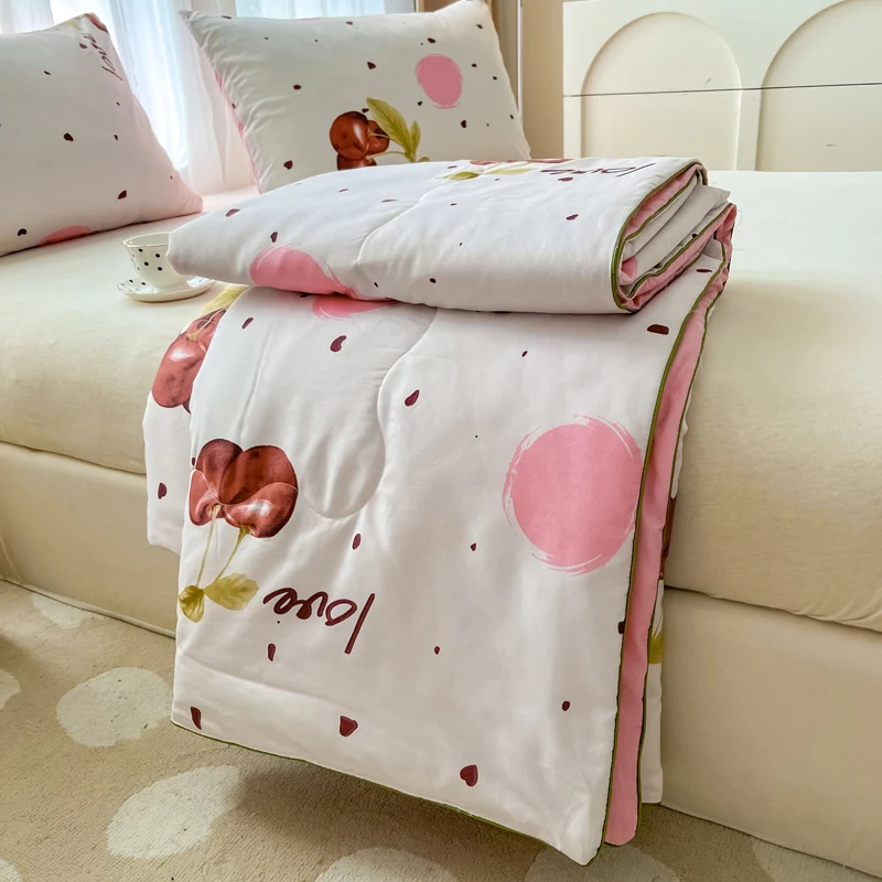 Summer Quilt Floral Style Duvets Single/Queen Size Comforter Thin Duvets Skin-friendly Bedspread edredones (No Pillowcase) Summer Quilt Floral Style Duvets Single/Queen Size Comforter Thin Duvets Skin-friendly Bedspread edredones (No Pillowcase)