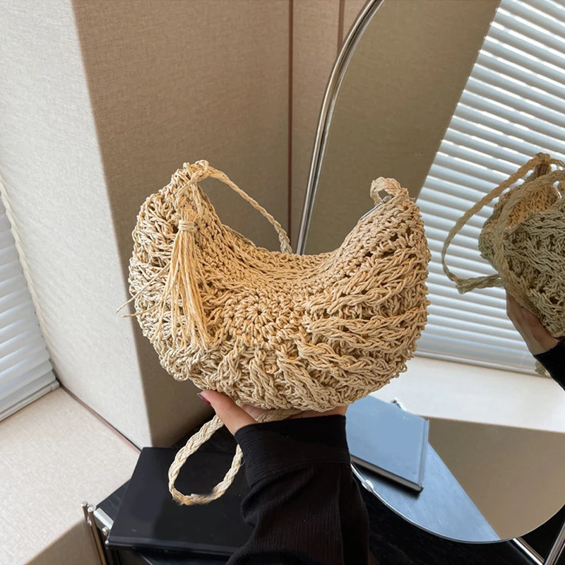 Half Round Rattan Beach Bag - Woven Crossbody with Zipper Closure 19 S68f3f414e9334b56aef09fa26ea5a1e6j
