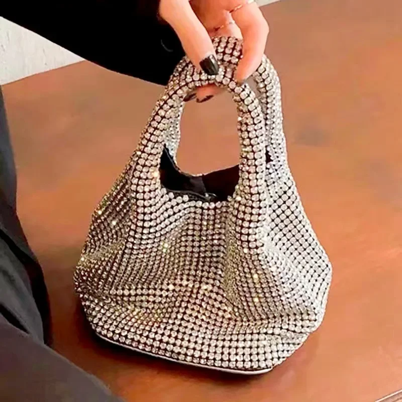 Handle Rhinestones Evening clutch Bag Purses and handbag luxury Designer hobo shoulder bag Shiny Crystal Clutch purse bucket bag
Handle Rhinestones Evening clutch Bag Purses and handbag luxury Designer hobo shoulder bag Shiny Crystal Clutch purse bucket bag