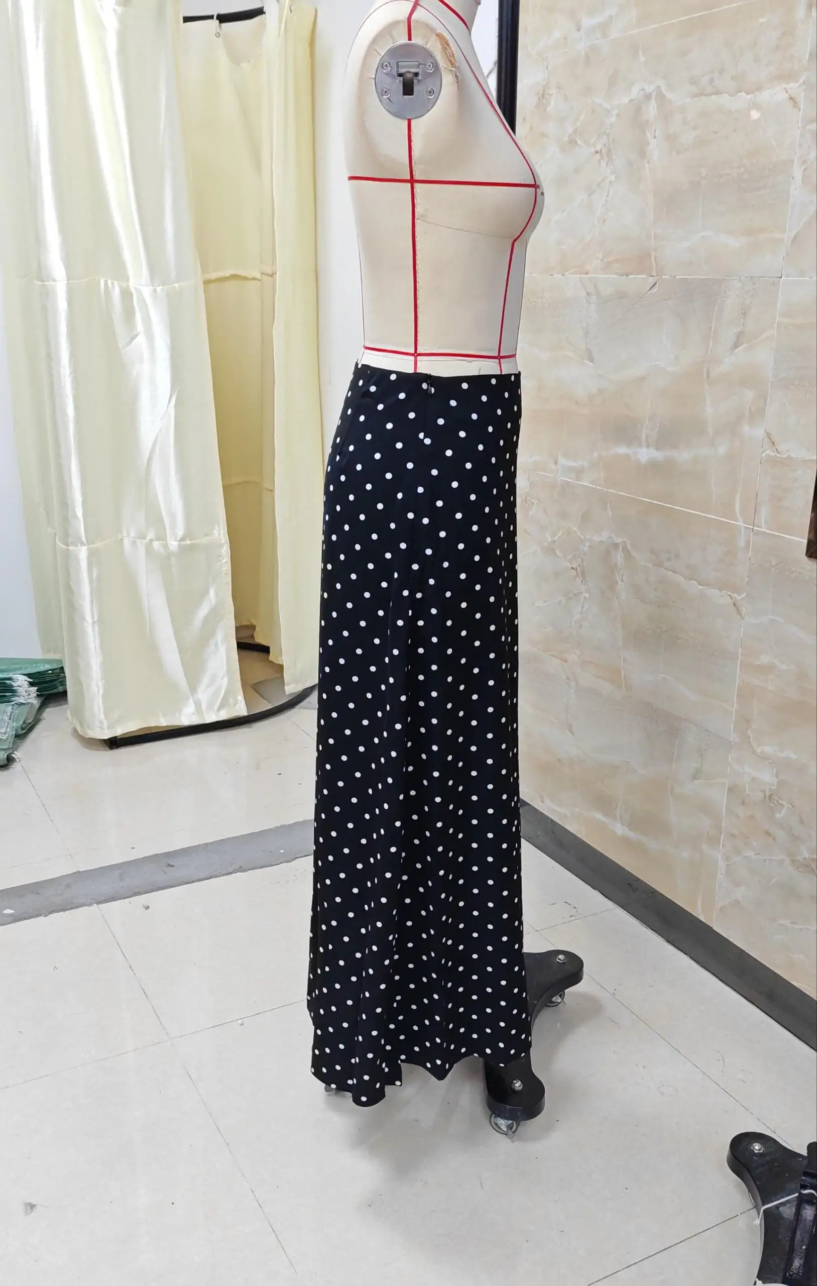 Womens Y2k Polka Dot Print Satin Long Skirts A Line Swing Bohemian Maxi Skirt Vintage Side Zip Flowy Skirt Streetwear 8 S6902a912ed584c6f8ce86a522ca618a8K